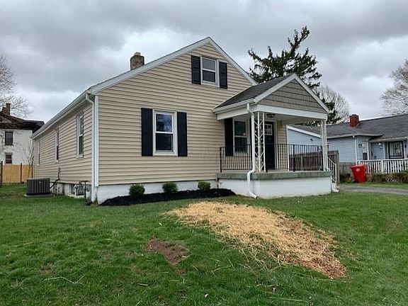 3rd image of 146 New Hampshire Ave