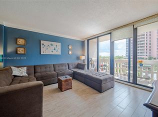 90 Edgewater Dr APT 412, Coral Gables, FL 33133