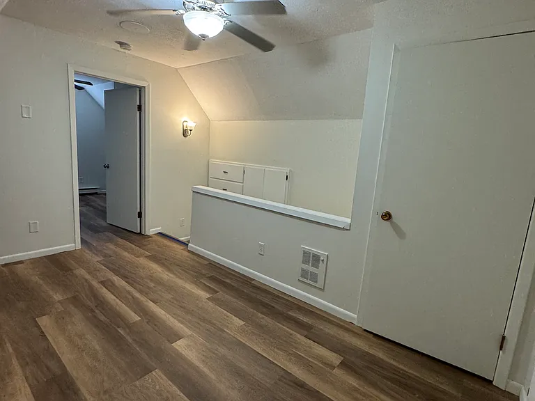 535 N Pebble St — Photo 10