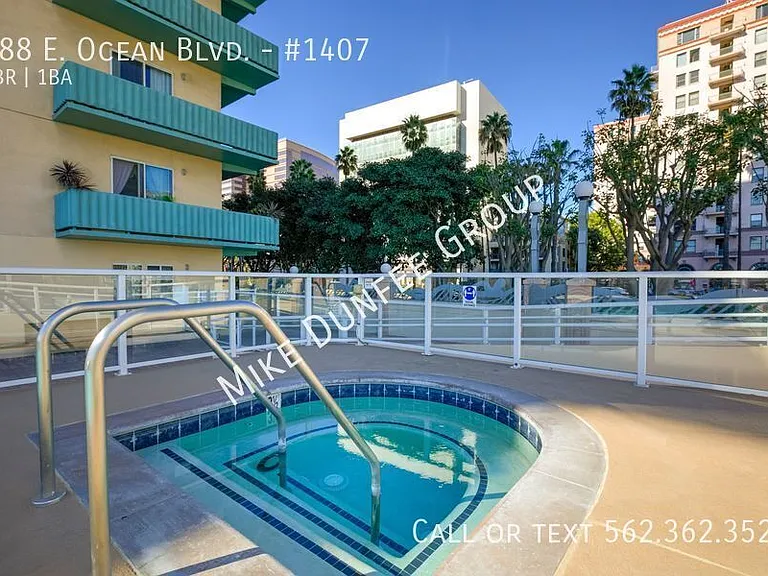 488 E Ocean Blvd #1407 — Photo 27