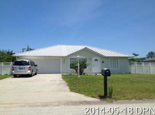 2366 17th Ave SW, Vero Beach, FL 32962
