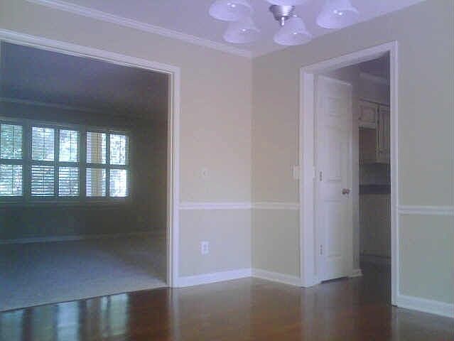 1st image of 222 Parkview Dr