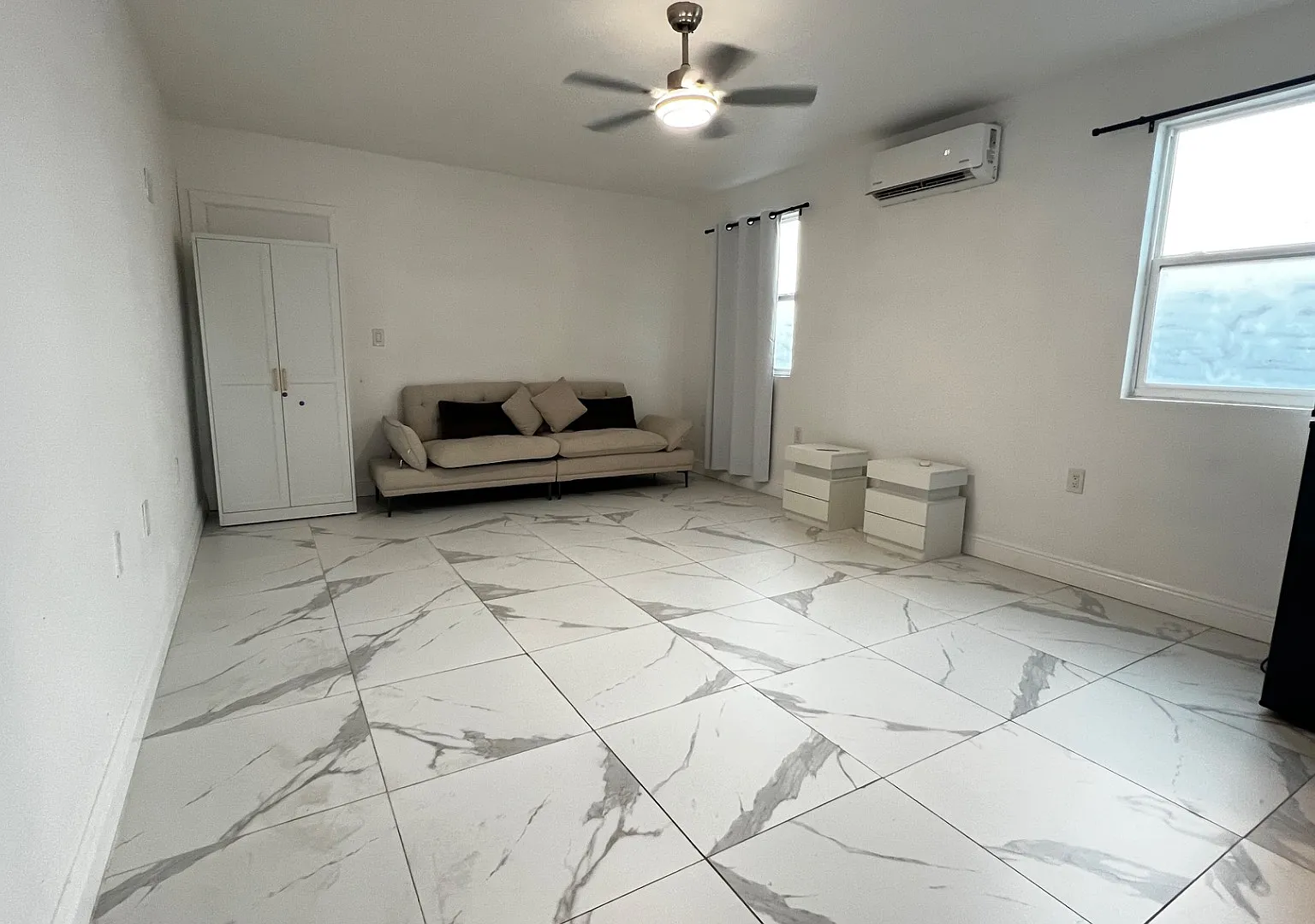 7509 Lakeshore Dr — Photo 1