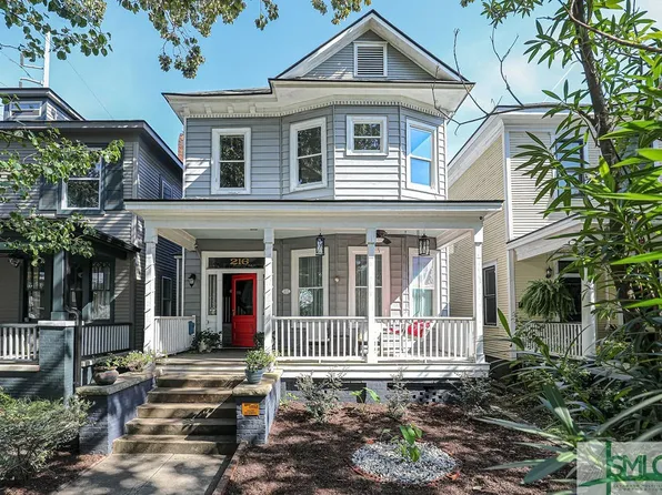 216 W 34th Street, Savannah, GA 31401