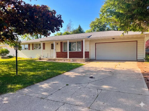 2418 Harvard Dr, Janesville, WI 53548