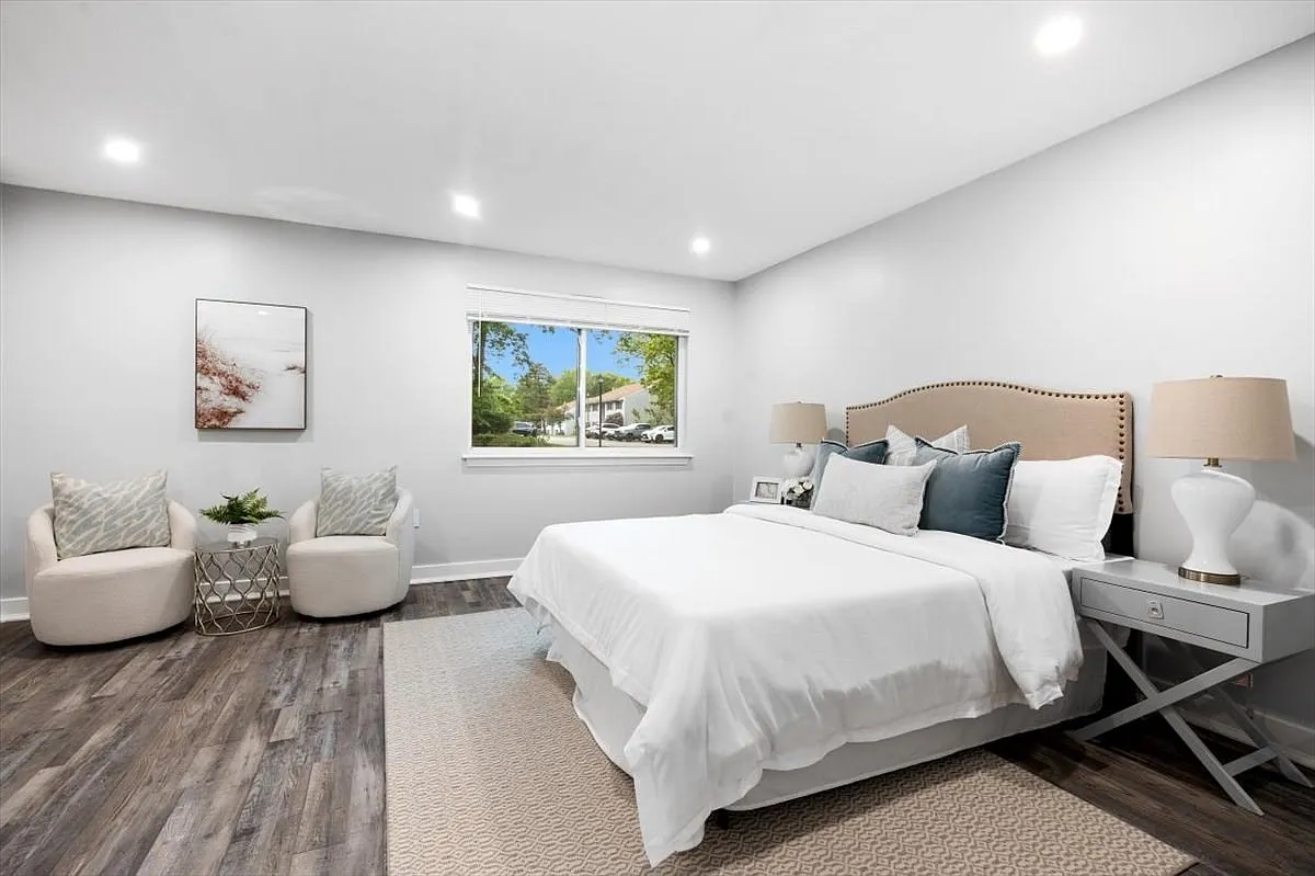 2 bed, 1090 sqft, $3,495 — Photo 4