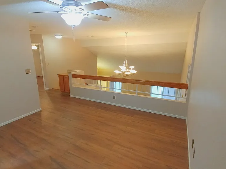 9901 Meandering Creek Ct — Photo 18