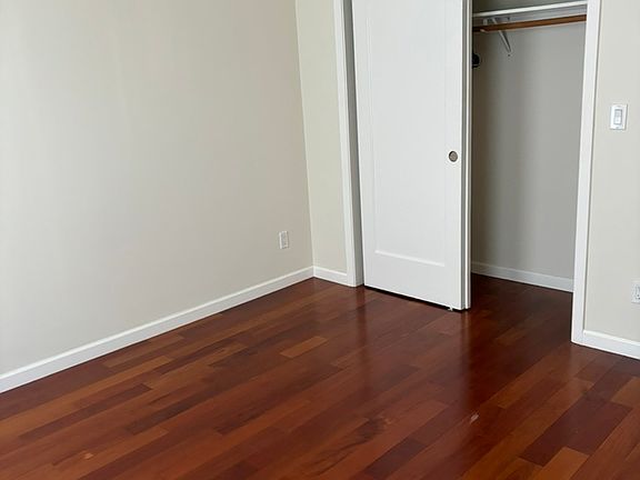 2nd image of 1172 Plymouth Ave