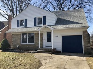 6484 S Canterbury Rd, Parma, OH 44129