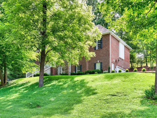 2136 Creek Trl, Goodlettsville, TN 37072