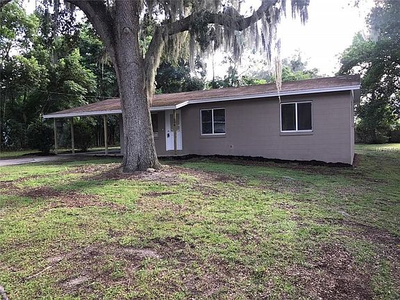 3rd image of 304 N Villa Ave
