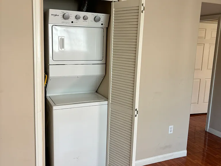 In unit washer dryer