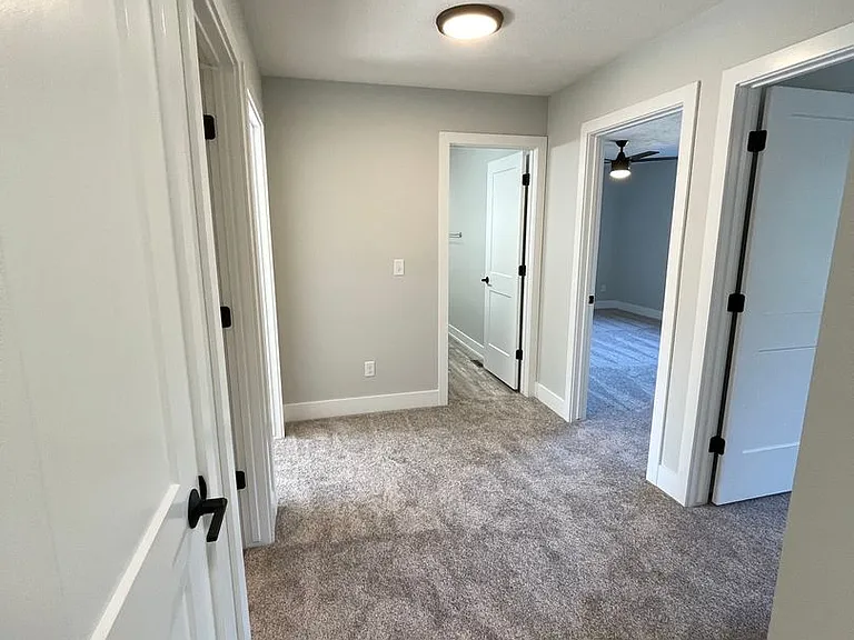 4342-4520 Briarpark Dr — Photo 16