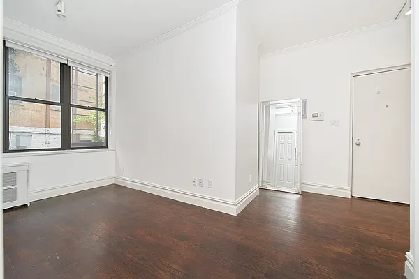 Rented by Living New York | media 5