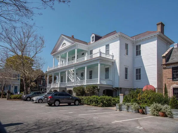 112 Rutledge Ave APT D, Charleston, SC 29401