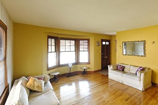 3rd image of 9058 S Parnell Ave