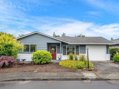 16100 SW Queen Victoria Pl, King City, OR, 97224