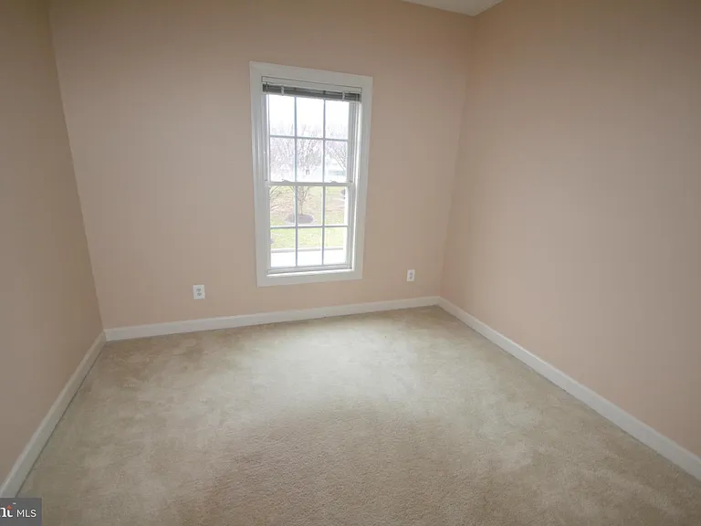 2236 Sussex Way — Photo 19