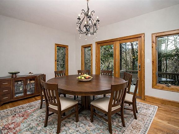 4th image of 4315 Hepatica Hill Rd