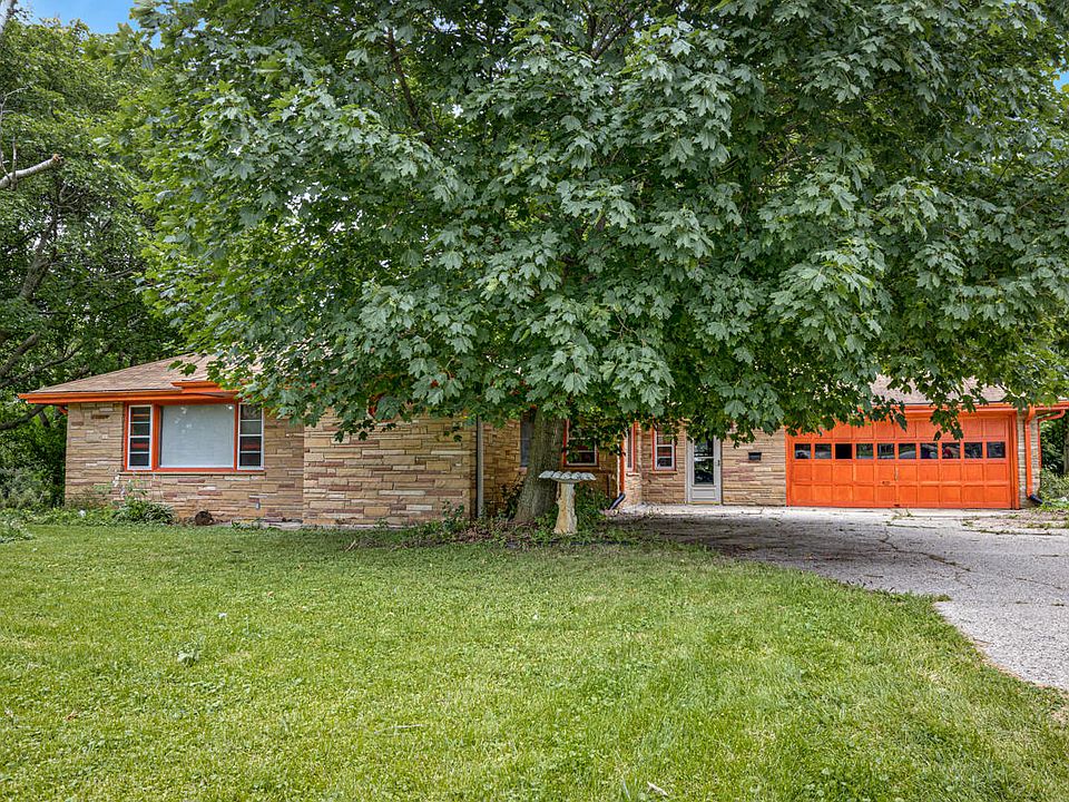 2nd image of 10411 W Forest Home Ave