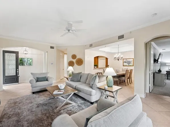 2817 Tiburon Blvd E #101, NAPLES, FL 34109