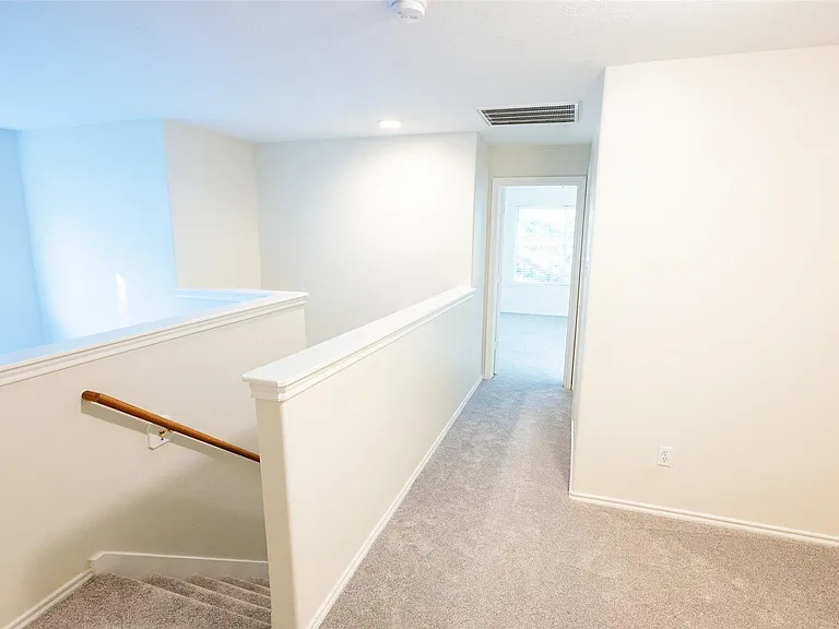 11 Summerhaze Cir — Photo 15