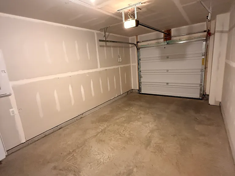 65 Laurin St — Photo 2
