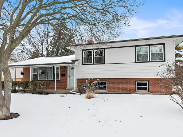 925 S Chestnut Ave, Arlington Heights, IL 60005