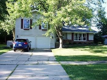 1st image of 23W210 Woodcroft Dr