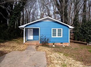 715 E Chestnut St, Stanley, NC 28164