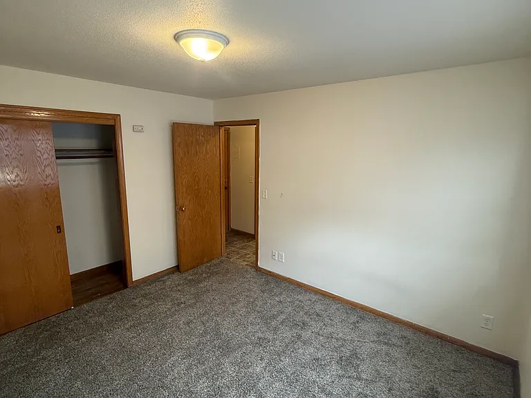4441 University Ave NE #103 — Photo 9