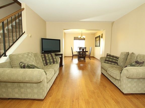 3rd image of 20832 W Aspen Ct