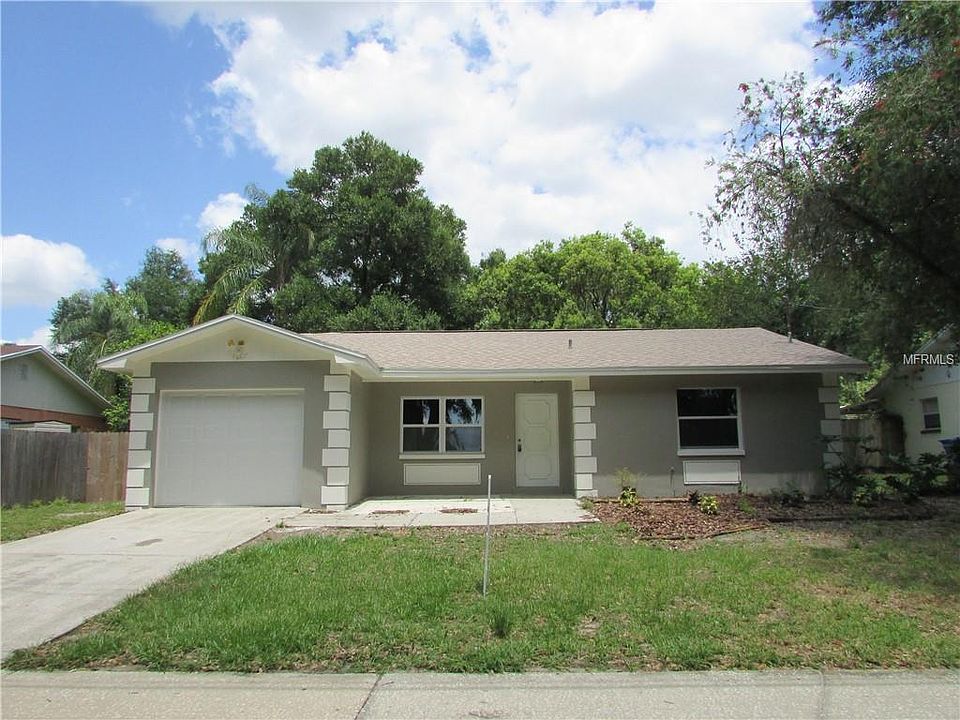 1st image of 4207 Lakewood Dr