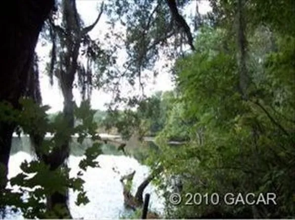 2490 SE 31st St, Gainesville, FL 32641