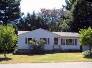 35 Winchester Ter, Northampton, MA 01062