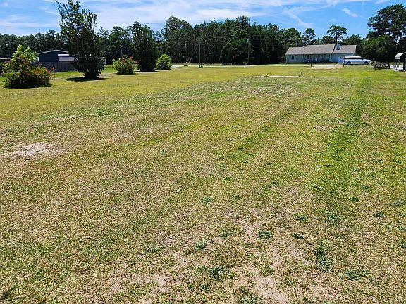 5th image of 240 Taylor Road