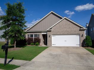 1068 Aronimink Dr, Calera, AL 35040
