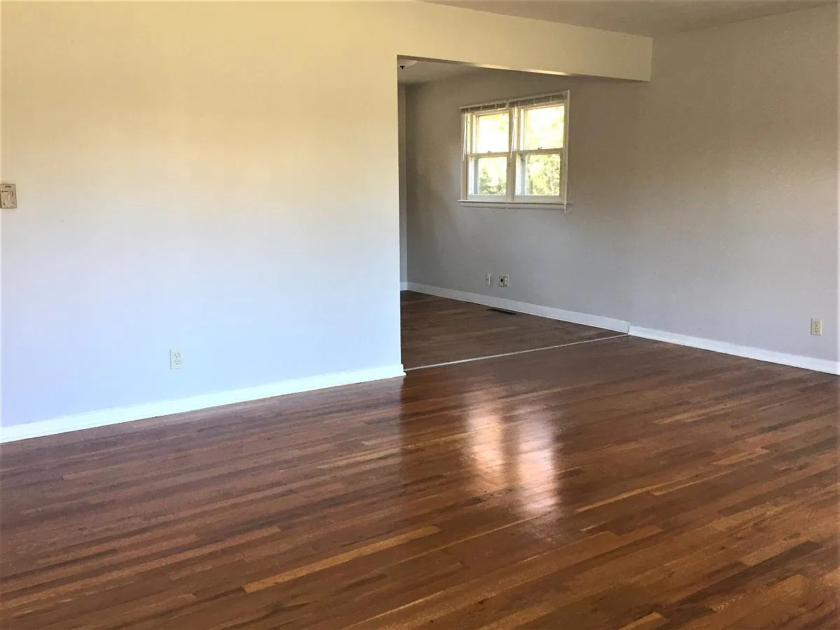 3 bed, 1092 sqft, $2,250 — Photo 2