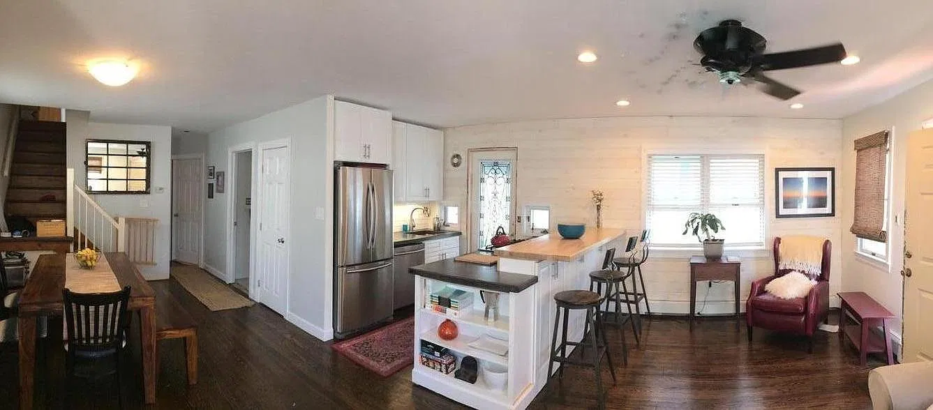 62 Oswego Ave — Photo 1