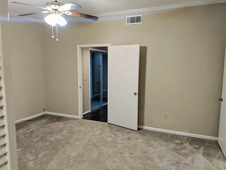 400 Forbes St #3 — Photo 10
