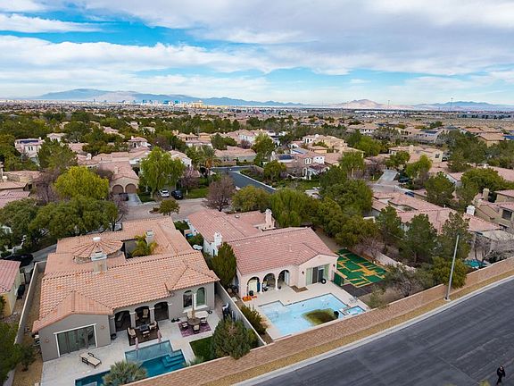 2nd image of 3345 Birchwood Park Cir