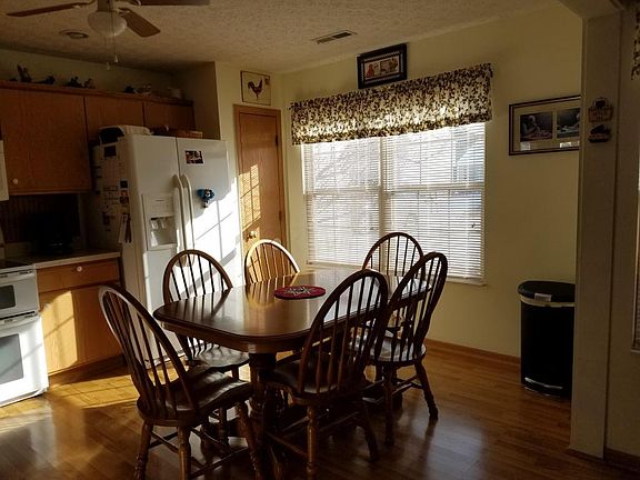 5th image of 3622 Cove Lake Ln