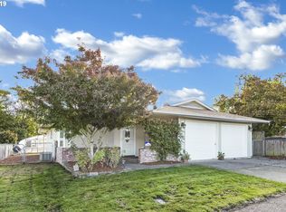 17240 Smith Ave, Sandy, OR 97055