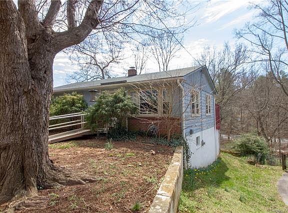 3rd image of 12 Prospect St