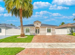 16886 SW 143rd Pl, Miami, FL 33177