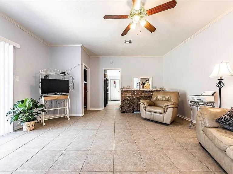 10424 Belfast Rd — Photo 17