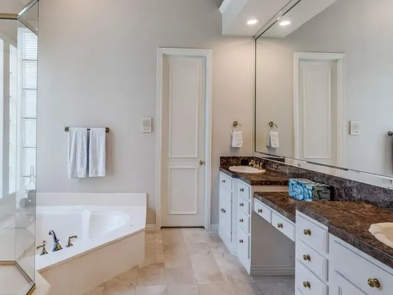 5556 Southern Hills Dr — Photo 7