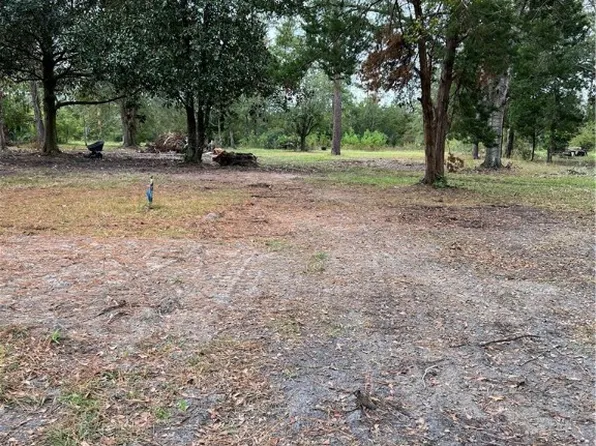 235 Gibson Cir, Hortense, GA 31543