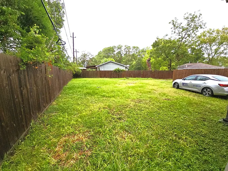 11435 Raincove Dr #B — Photo 26