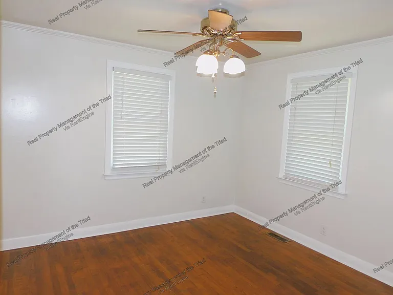 2807 Konnoak Dr — Photo 10